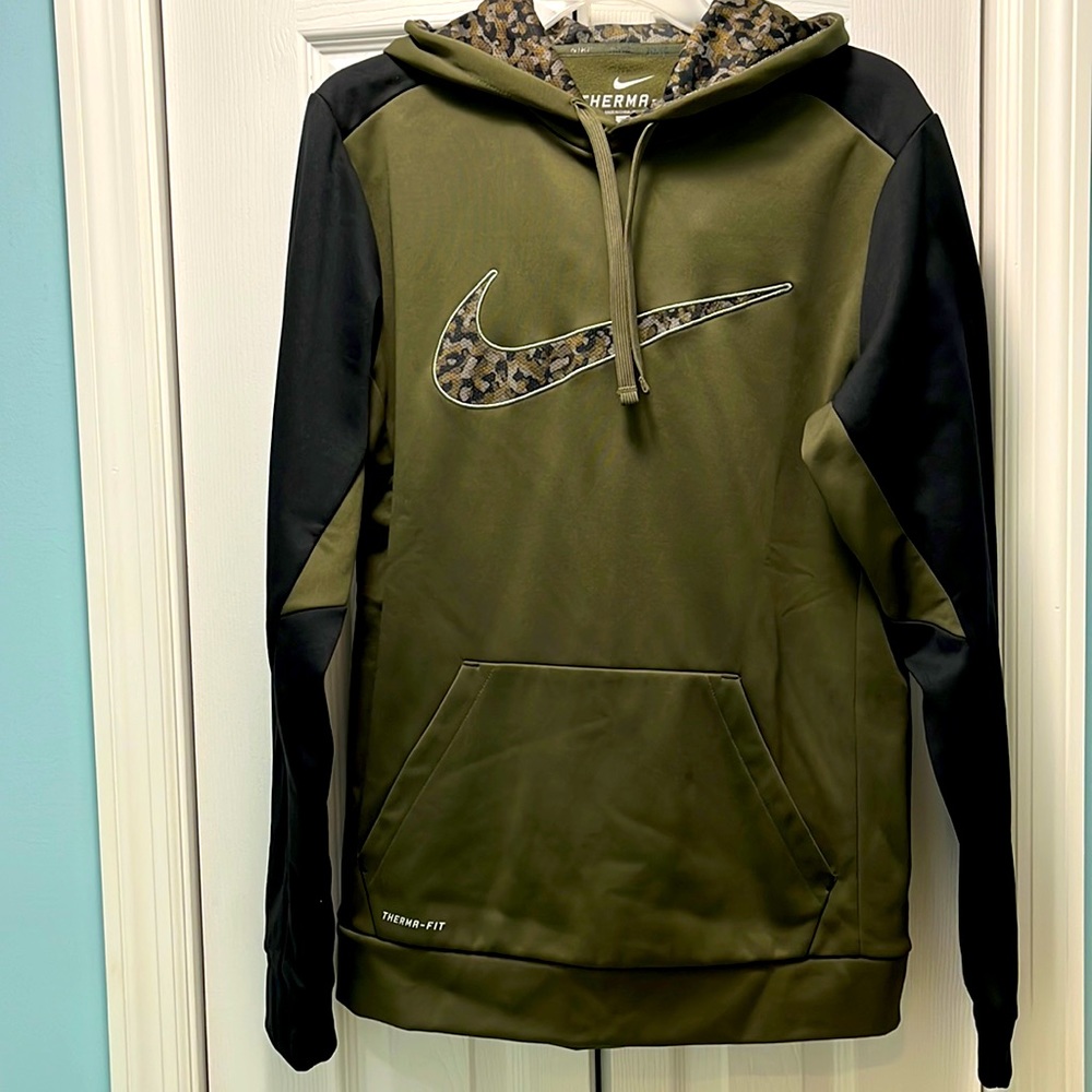 Men’s hoodie